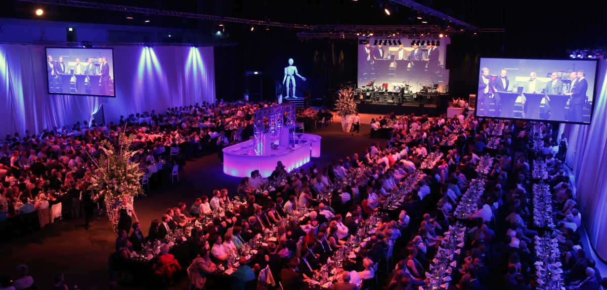 Unsere Veranstaltungsagentur versteht sich als Partner für maßgeschneiderte Marketing-Veranstaltungen. Egal ob Jubiläum, Promotion-Aktionen oder Public Events.